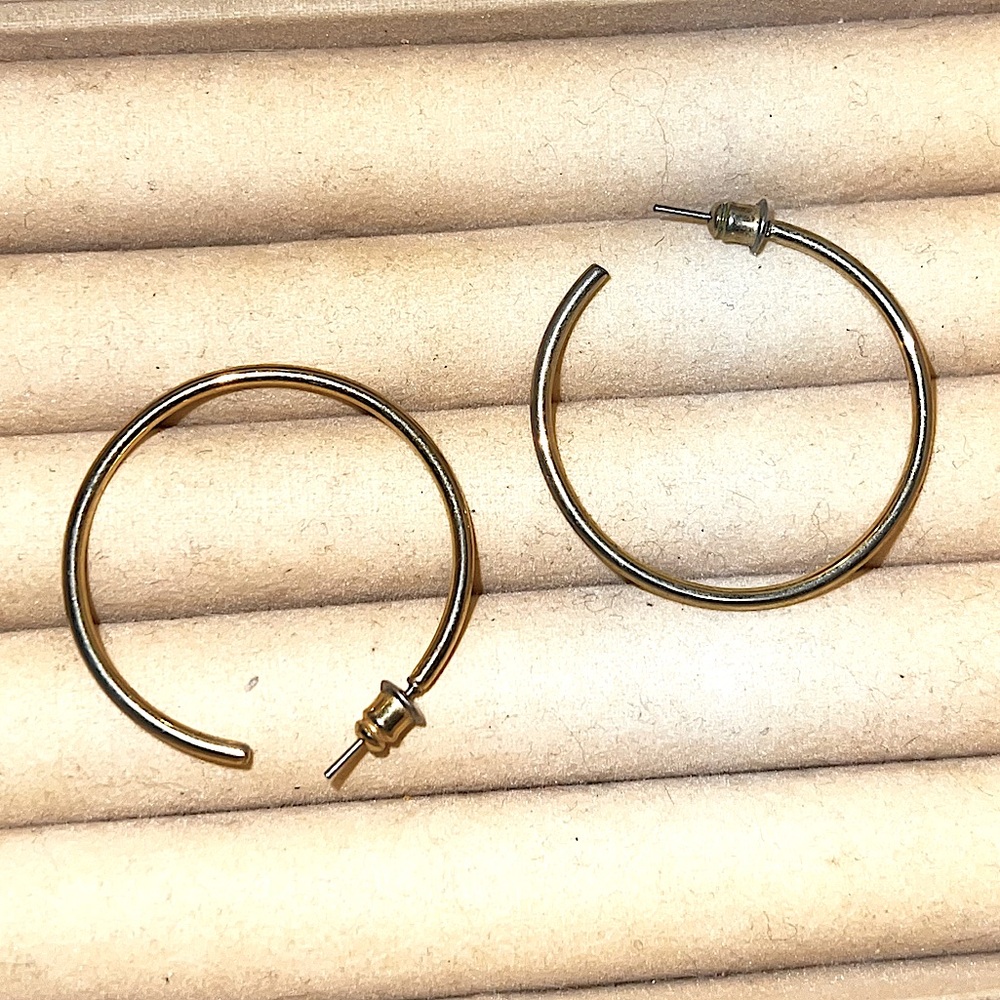 Vintage Gold Tone Classic Hoop Earrings with Stud Backing - Picture 3 of 5